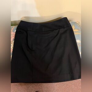 Loft, skirt:  Black , 10 P, above knee.  Lined with new tag. 
Never worn!